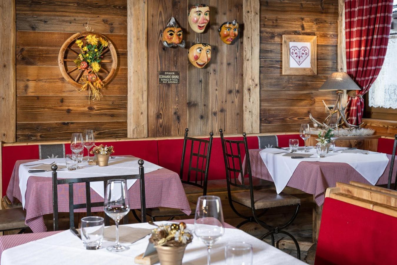 Garni Ladin Hotel Vigo di Fassa Buitenkant foto