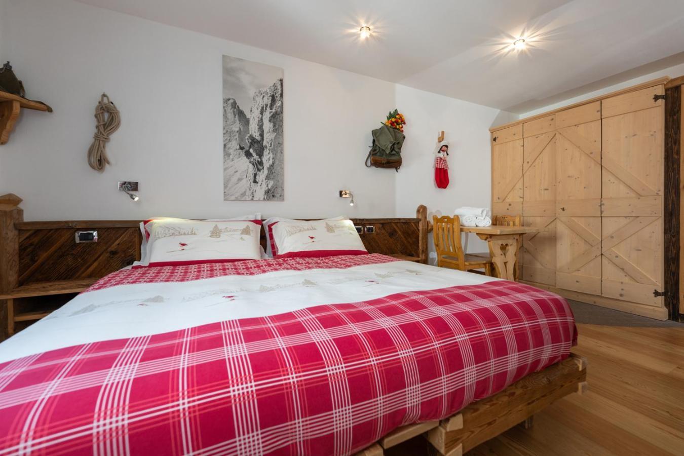 Garni Ladin Hotel Vigo di Fassa Buitenkant foto
