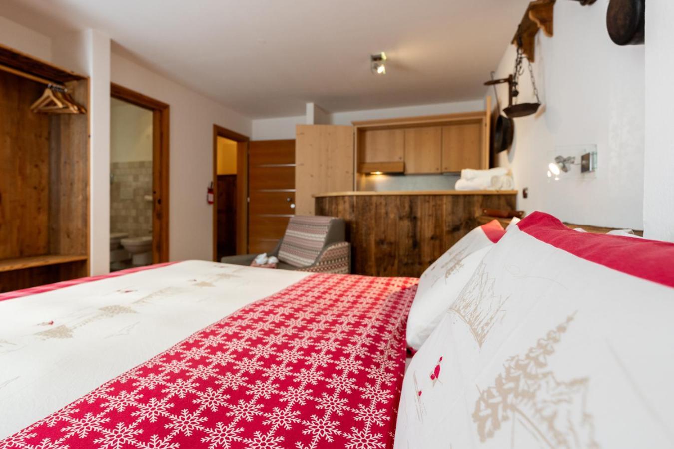 Garni Ladin Hotel Vigo di Fassa Buitenkant foto