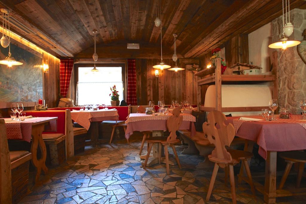 Garni Ladin Hotel Vigo di Fassa Buitenkant foto